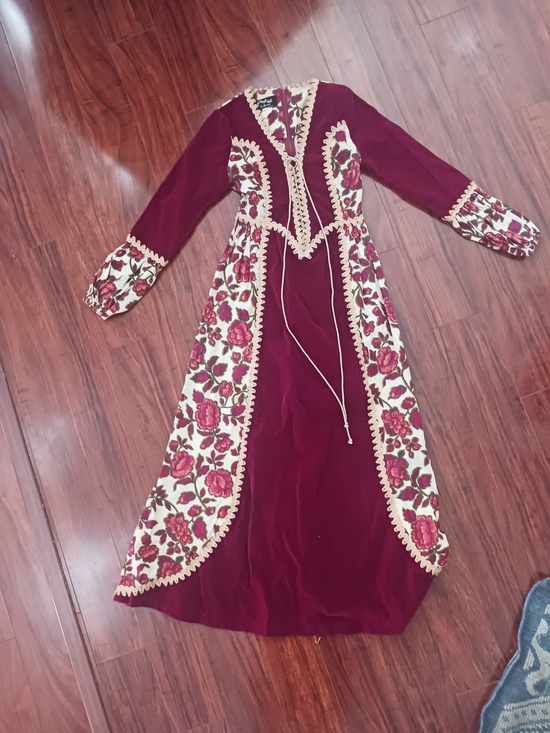 Gunne Sax by Jessica Burgundy Velvet Floral Trim Dress - Picture 3 of 11